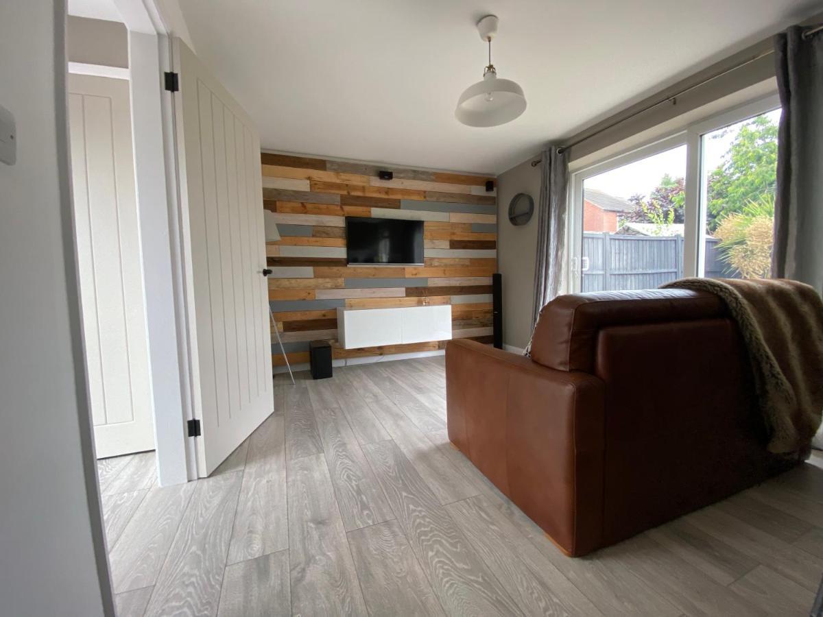 Comfortable Modern 1Bed House 5 Mins From Centre Villa Lincoln Exterior photo